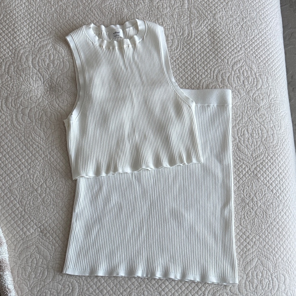 Aritzia Reso Ribbed Sleeveless Top and Skirt Set